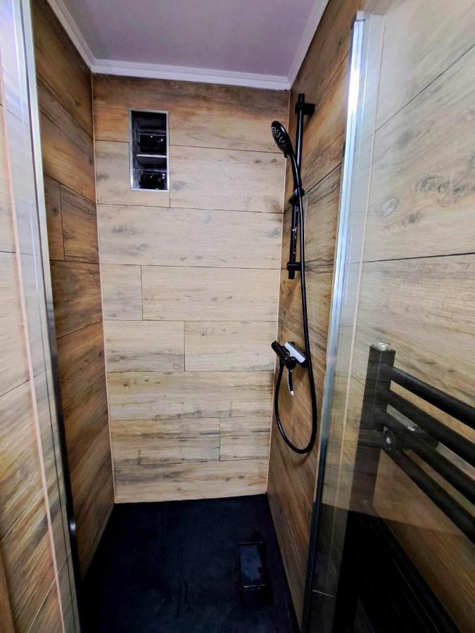 Petite Chambre Dans Une Jolie Colocation Lutych Exteriér fotografie